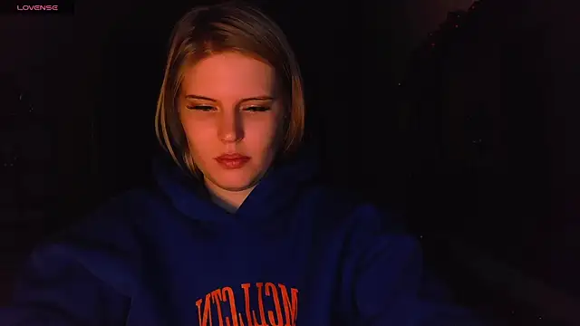 VoluptuousDreams online show from February 2025 06:34:02 PM