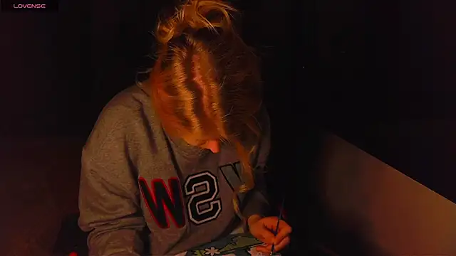 VoluptuousDreams online show from February 2025 03:59:01 PM