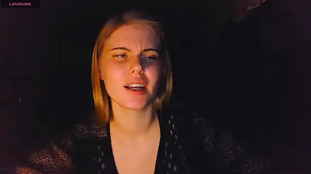 VoluptuousDreams online show from March 2025 05:25:01 PM