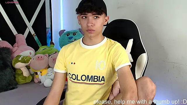 Snapshot of Niico_Cruz chatting on January 2025 04:12:01 AM Niico Cruz online show from January 2025 04:12:01 AM
