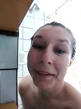 Snapshot of Marye_sony chatting on November 2025 07:58:01 PM Marye sony online show from November 2025 07:58:01 PM