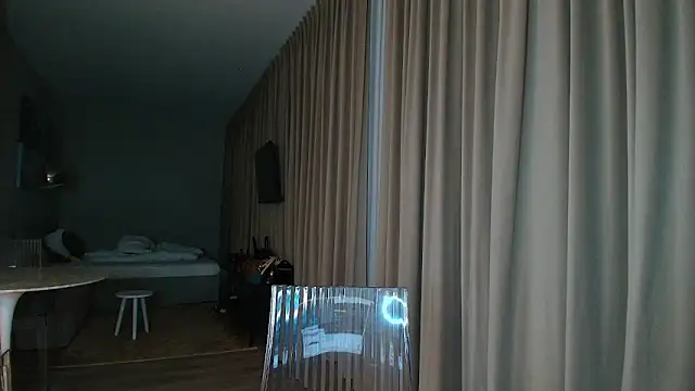 Snapshot of shayblonde chatting on February 2026 06:23:01 PM shayblonde online show from February 2026 06:23:01 PM