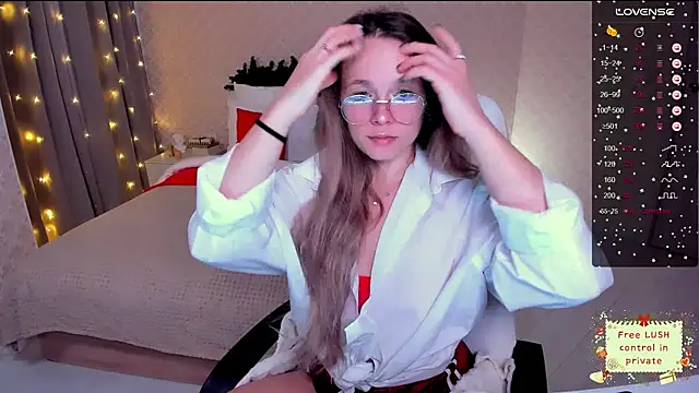 Snapshot of SherillBrill chatting on December 2024 07:44:01 AM SherillBrill online show from December 2024 07:44:01 AM