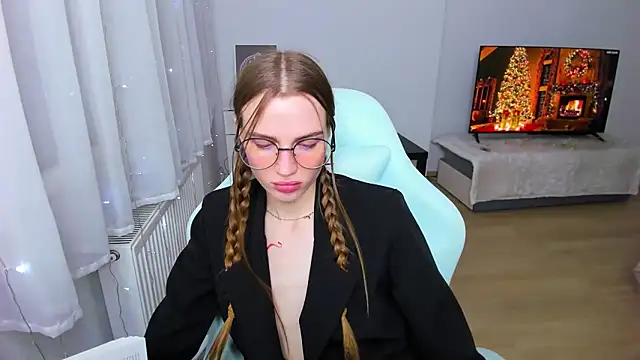 StellaLawless online show from December 2024 11:39:01 PM