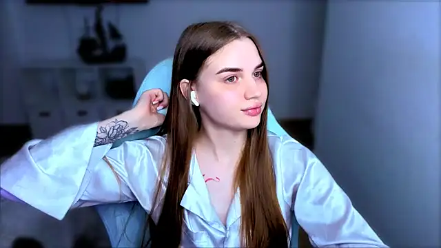 StellaLawless online show from November 2025 07:48:02 PM