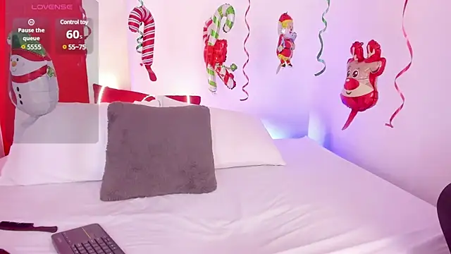 MarilynSmIith online show from December 2024 03:00:02 PM