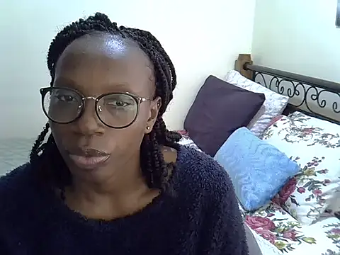 Snapshot of Sweet_Bear chatting on September 2025 03:12:02 PM Sweet Bear online show from September 2025 03:12:02 PM