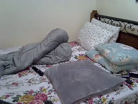 Sweet Bear online show from July 2026 01:14:01 AM