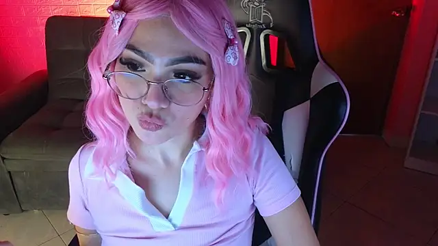 keity moon online show from May 2026 02:23:01 PM