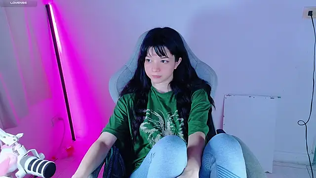 Snapshot of stephybrown chatting on May 2026 11:32:01 PM stephybrown online show from May 2026 11:32:01 PM