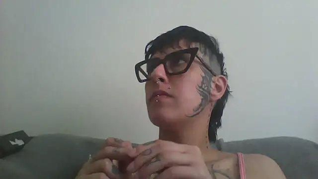 Snapshot of nickfxx chatting on December 2025 04:25:02 PM nickfxx online show from December 2025 04:25:02 PM