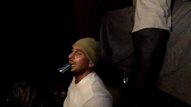 Snapshot of TheOnlyTwinTowers chatting on February 2025 08:20:02 AM TheOnlyTwinTowers online show from February 2025 08:20:02 AM