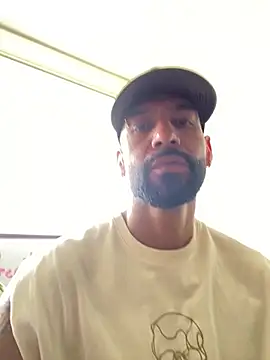 Snapshot of Yorby_Maxx1 chatting on March 2025 05:17:02 PM Yorby Maxx1 online show from March 2025 05:17:02 PM