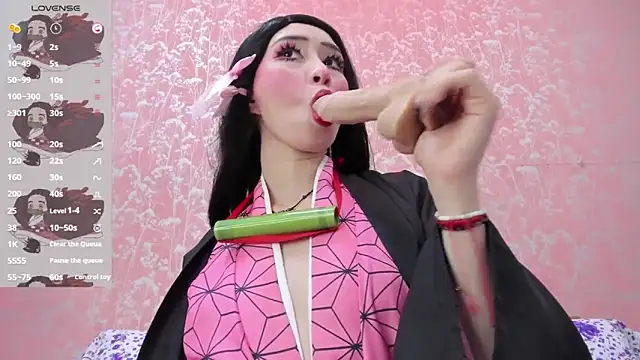 NEZUKO MITSURI online show from June 2026 05:37:02 PM