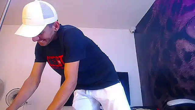 DOMINIT HOT online show from September 2025 05:45:01 PM