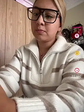 Miabonnett  online show from May 2026 08:05:02 PM