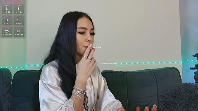 Snapshot of OnlyXandra chatting on December 2024 08:44:02 AM OnlyXandra online show from December 2024 08:44:02 AM