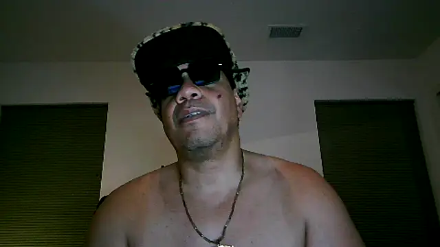 Snapshot of pimpdaddy4ever chatting on December 2024 12:41:02 AM pimpdaddy4ever online show from December 2024 12:41:02 AM