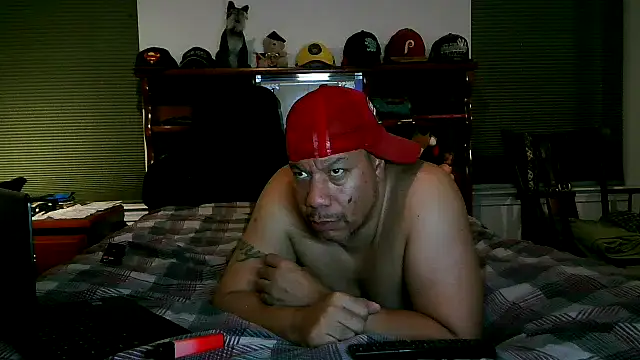 Snapshot of pimpdaddy4ever chatting on January 2025 12:07:01 AM pimpdaddy4ever online show from January 2025 12:07:01 AM