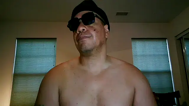 Snapshot of pimpdaddy4ever chatting on February 2025 10:15:02 PM pimpdaddy4ever online show from February 2025 10:15:02 PM