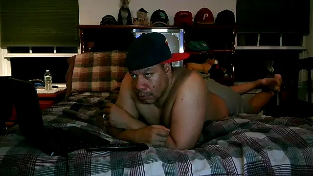Snapshot of pimpdaddy4ever chatting on March 2025 04:34:02 AM pimpdaddy4ever online show from March 2025 04:34:02 AM