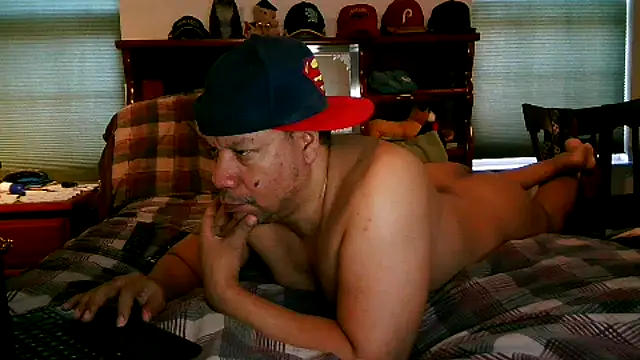 Snapshot of pimpdaddy4ever chatting on March 2025 10:02:02 PM pimpdaddy4ever online show from March 2025 10:02:02 PM