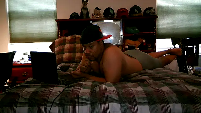 Snapshot of pimpdaddy4ever chatting on March 2025 04:56:02 PM pimpdaddy4ever online show from March 2025 04:56:02 PM