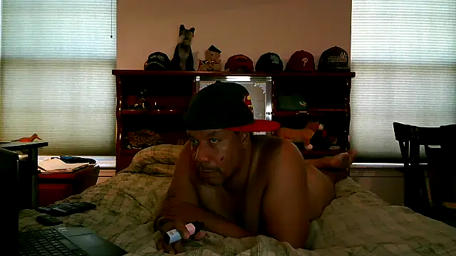 Snapshot of pimpdaddy4ever chatting on September 2025 08:19:01 PM pimpdaddy4ever online show from September 2025 08:19:01 PM