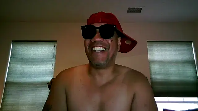 Snapshot of pimpdaddy4ever chatting on April 2026 10:07:01 PM pimpdaddy4ever online show from April 2026 10:07:01 PM