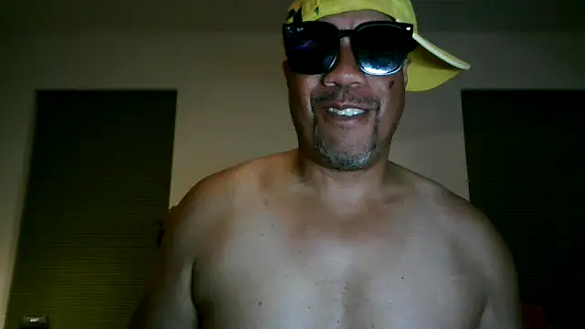 Snapshot of pimpdaddy4ever chatting on May 2026 02:08:01 AM pimpdaddy4ever online show from May 2026 02:08:01 AM