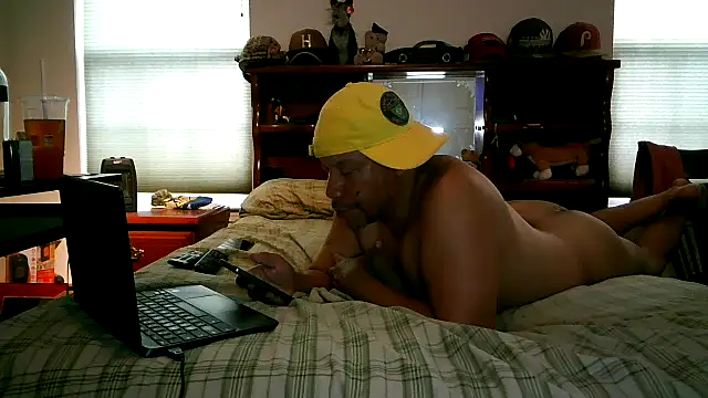 Snapshot of pimpdaddy4ever chatting on May 2026 02:33:02 PM pimpdaddy4ever online show from May 2026 02:33:02 PM