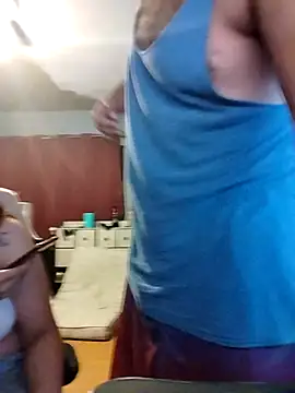 Carandrew online show from March 2026 04:42:02 AM