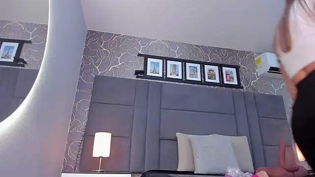 Snapshot of selene_tylor_ chatting on February 2025 08:22:02 PM selene tylor online show from February 2025 08:22:02 PM