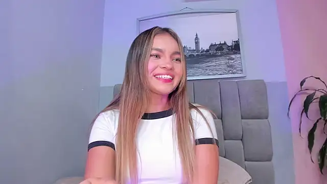 Snapshot of selene_tylor_ chatting on February 2026 04:12:02 AM selene tylor online show from February 2026 04:12:02 AM