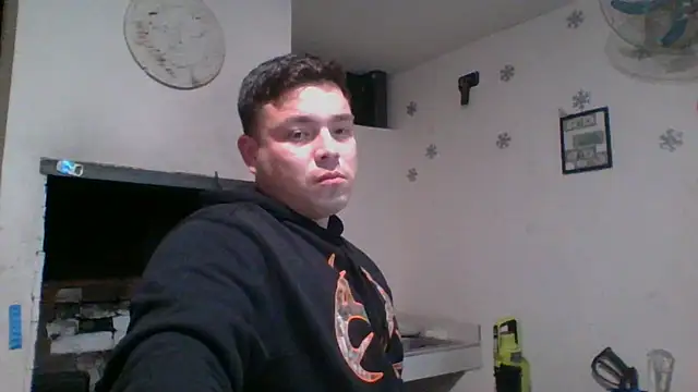 Snapshot of DirtyRcride chatting on December 2024 07:35:02 AM DirtyRcride online show from December 2024 07:35:02 AM
