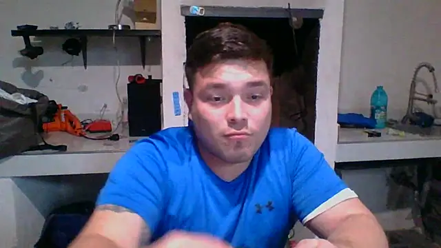 Snapshot of DirtyRcride chatting on December 2024 05:26:01 AM DirtyRcride online show from December 2024 05:26:01 AM