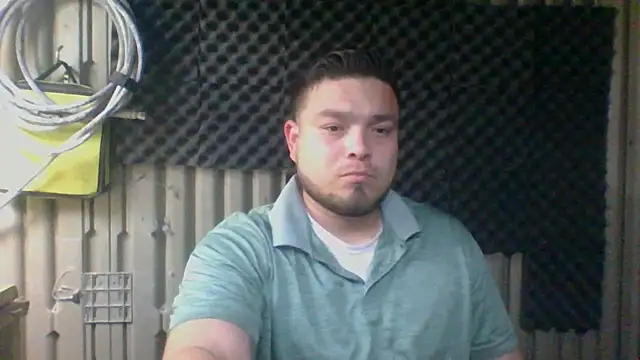 Snapshot of DirtyRcride chatting on March 2025 04:49:02 AM DirtyRcride online show from March 2025 04:49:02 AM