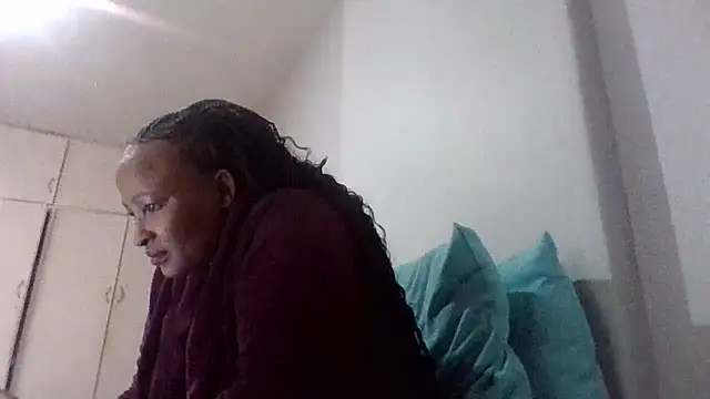 BabeAssXX online show from October 2025 03:30:01 PM