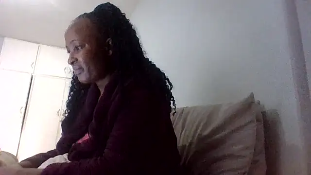 BabeAssXX online show from May 2026 06:10:02 AM