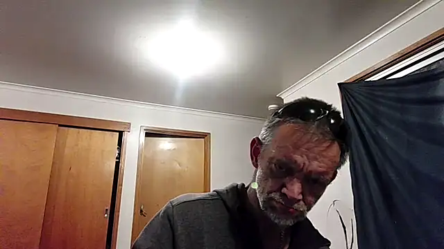Snapshot of TooFknHorny7676@xh chatting on May 2026 03:29:02 PM TooFknHorny7676xh online show from May 2026 03:29:02 PM