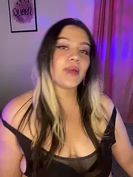 Snapshot of Ari_Martin chatting on January 2025 04:21:01 AM Ari Martin online show from January 2025 04:21:01 AM