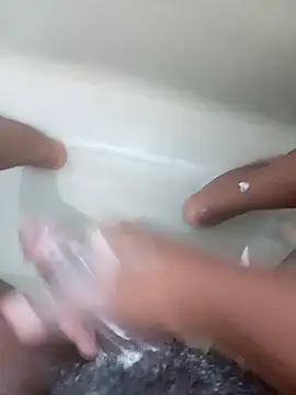 Snapshot of Daddybigthing012 chatting on December 2024 10:12:02 AM Daddybigthing012 online show from December 2024 10:12:02 AM