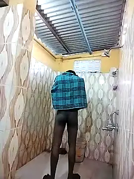 Snapshot of bas1cooks chatting on December 2024 03:09:02 AM bas1cooks online show from December 2024 03:09:02 AM