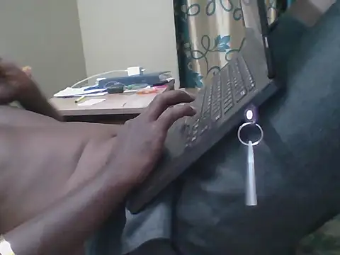 Snapshot of bas1cooks chatting on October 2025 05:11:01 PM bas1cooks online show from October 2025 05:11:01 PM