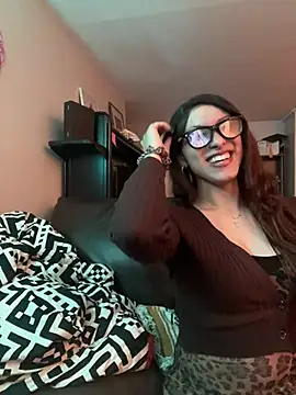 cadenfoxx111 online show from May 2026 10:00:01 AM