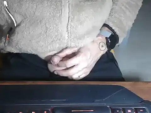 Adri gard online show from February 2025 10:51:02 PM