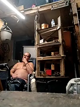 FKHoward online show from May 2026 04:51:02 AM