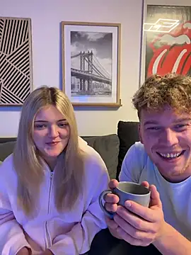 Snapshot of NickyGold_Official chatting on February 2026 09:04:01 PM NickyGold Official online show from February 2026 09:04:01 PM