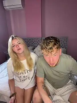 Snapshot of NickyGold_Official chatting on March 2026 02:28:02 PM NickyGold Official online show from March 2026 02:28:02 PM