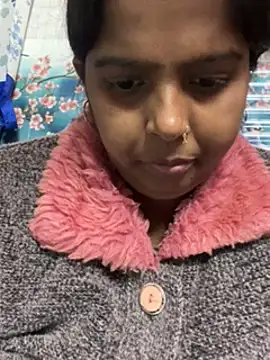 Snapshot of Beauty-queen chatting on January 2025 11:22:01 AM Beauty-queen online show from January 2025 11:22:01 AM